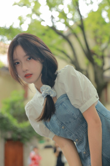 女女接吻